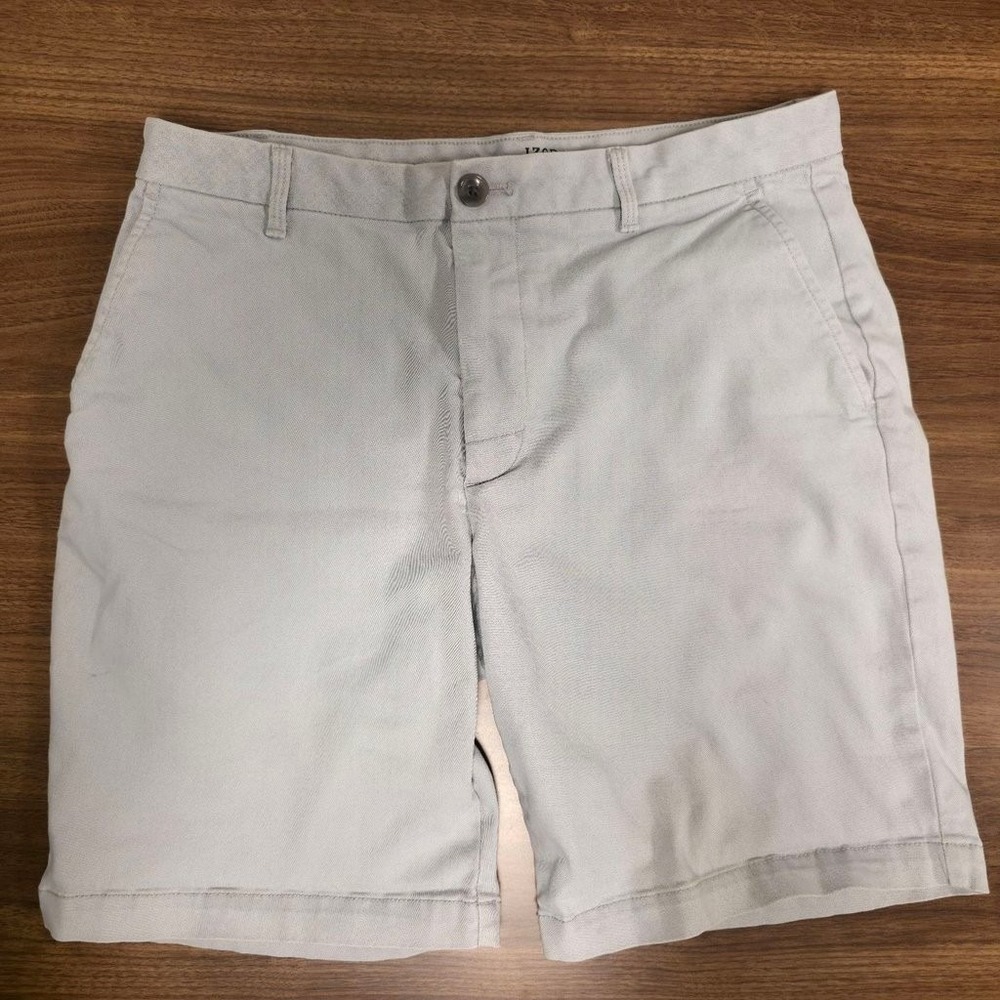 IZOD Saltwater Chino Shorts Mens 30 Gray Excellent 9.5 Inseam Stretch 45PH060